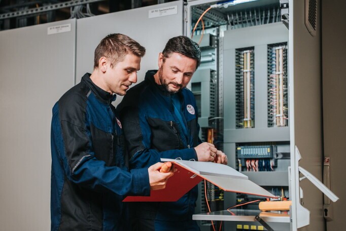 Betriebselektriker:in, 1. Bild